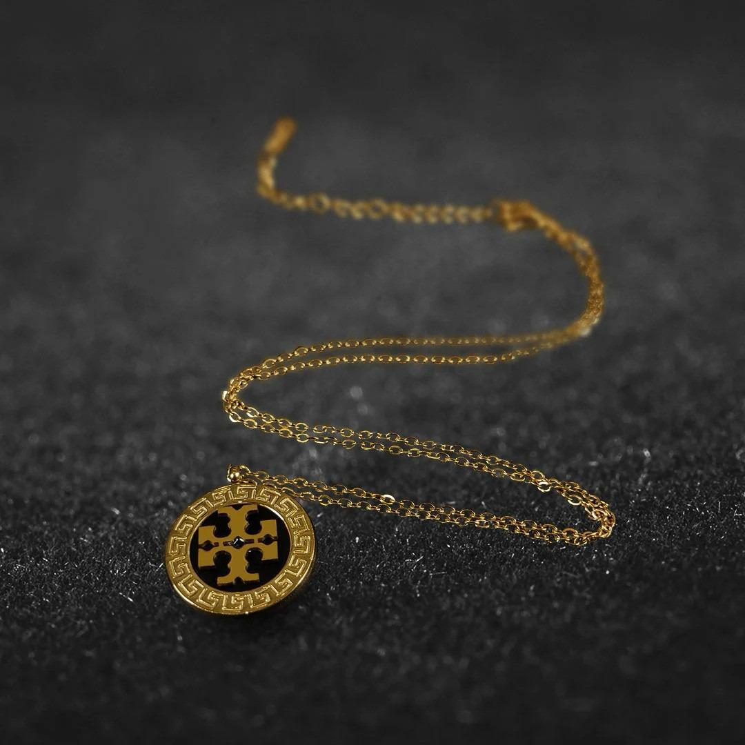 Medallion T Necklace